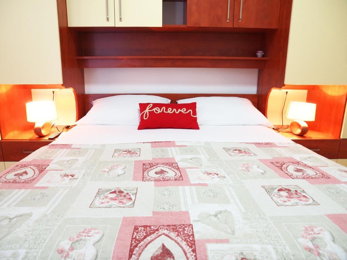 Apartman Marija Makarska Buitenkant foto